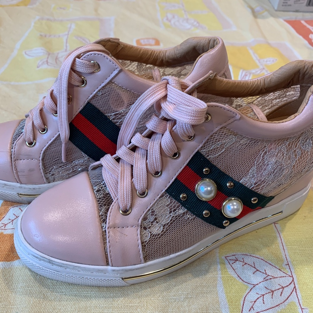 Gucci Laced Wedge Sneakers Size 37 - Picture 2 of 16